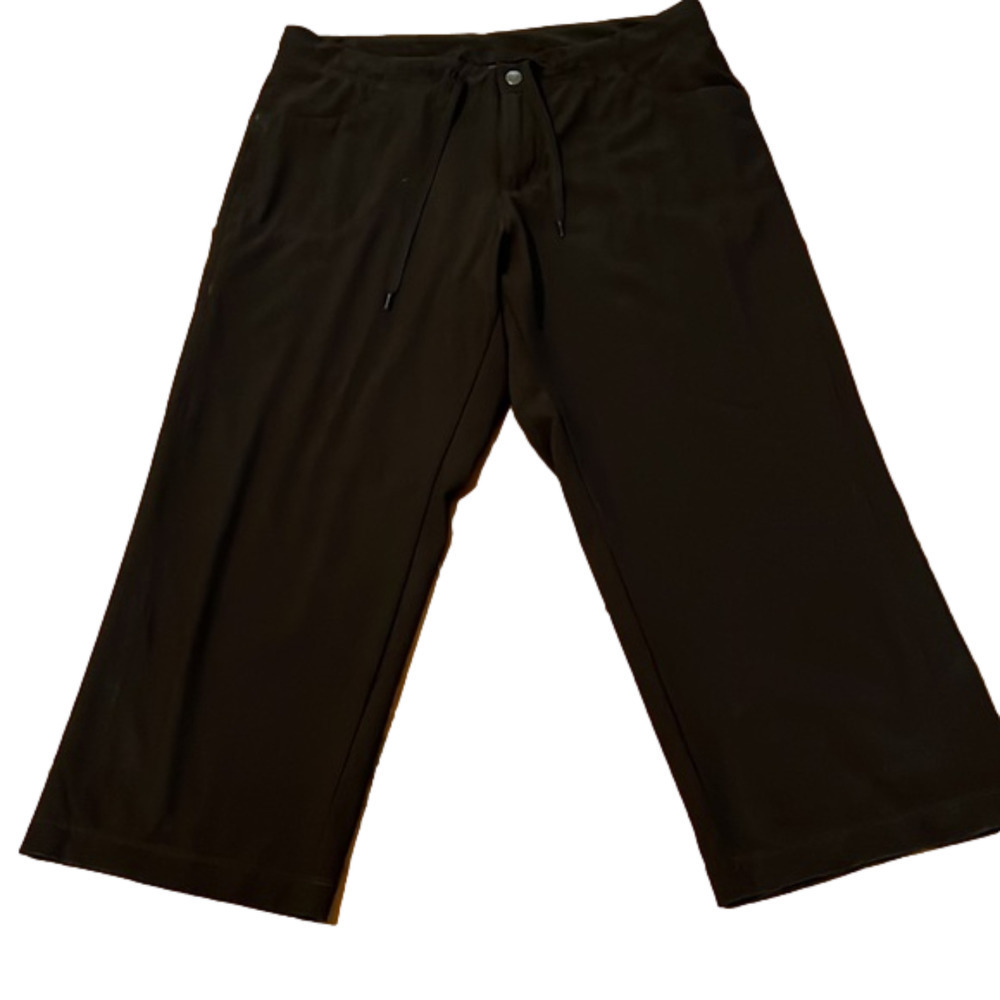 PATAGONIA nylon black hiking pants, in good condition,